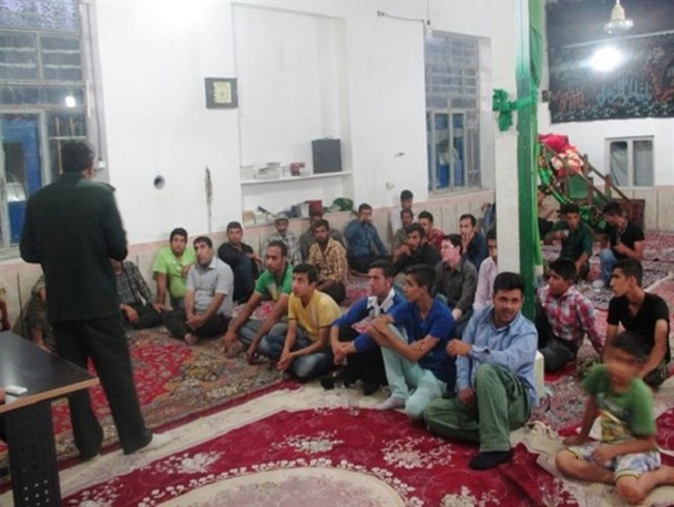 فراخوانی و پیاده‌روی تاکتیکی شبانه بسیجیان در روستای آق قمیش + تصاویر