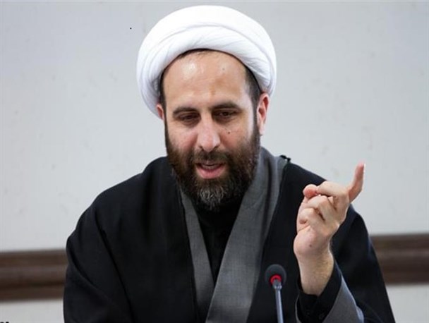 برای وقف در حوزه ایثار و شهادت نباید منتظر اعتبارات دولتی باشیم/در حوزه دینی شهدا بزرگترین واقفان هستند