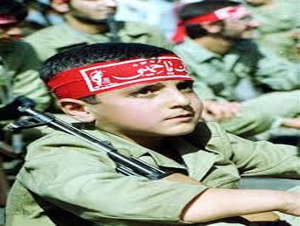 راه ورود نوجوان به جبهه از سوراخ پشت بام خانه