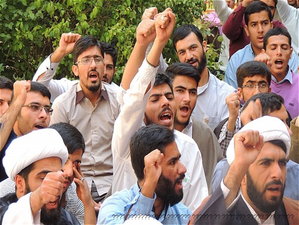 اعتراض طلاب شهرستان شهرکرد به برگزاری کنسرت های مبتذل