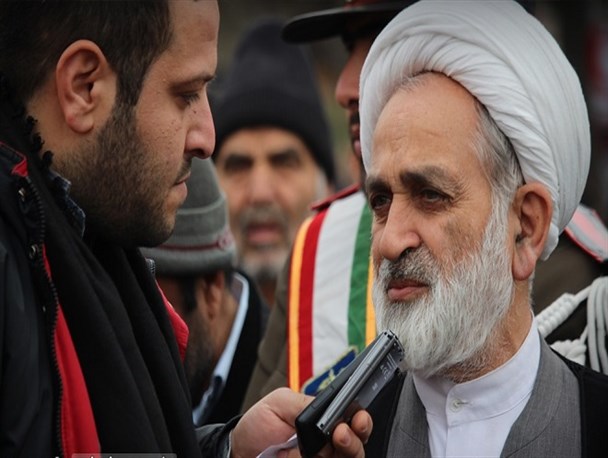 «ملت بصیر»، «تدابیر رهبری» و «نیروی مسلح روزآمد» سه رکن اقتدار نظام/ تقویت بنیه دفاعی پاسخی بر یاوه‌گویی دشمنان است