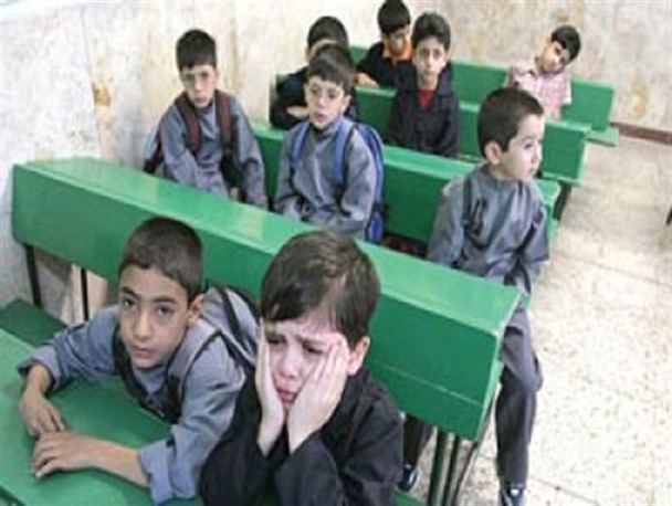 معلم نیست، کلاس ها تعطیل