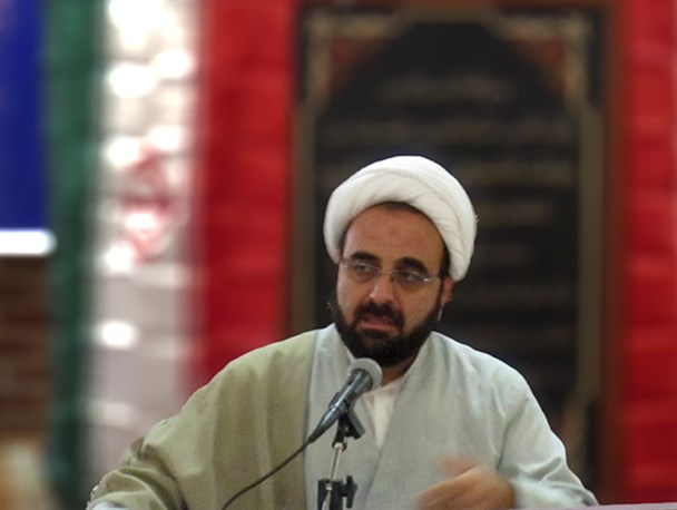 دشمن تا سطح معاونین وزرا نفوذ کرده است