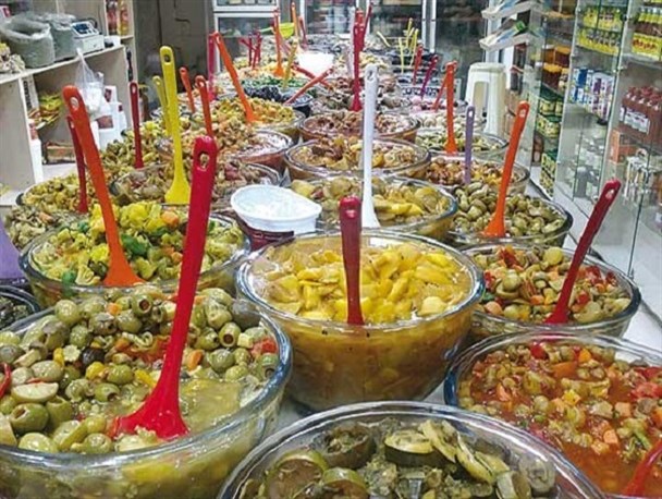 گرگان قطب تولید ترشیجات و شوریجات شد/اعطای 600 میلیون تومان وام به 25 تولید کننده گرگانی