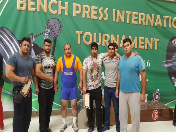 نمین جایگاه پنجم مسابقات پرس سینه کشوری را کسب کرد