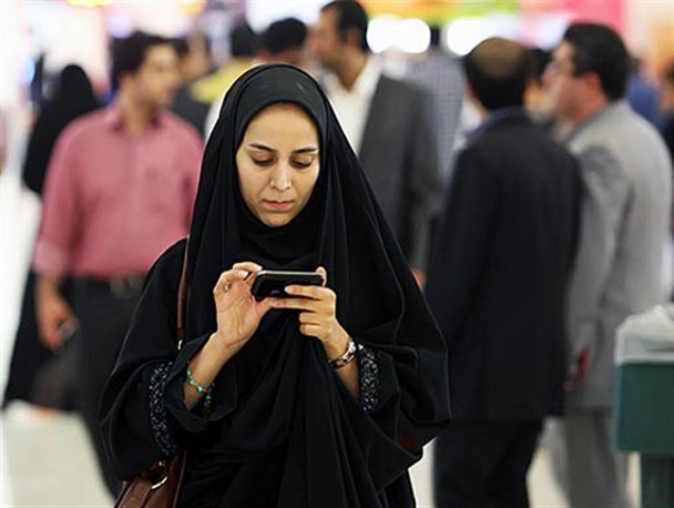 هر کاربر ایرانی بین ۵ تا ۹ ساعت در فضای مجازی حضور دارد