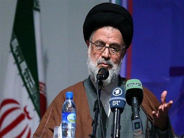 با حساب و کتابِ موسوی تبریزی، کُشتن سران فتنه واجب است!