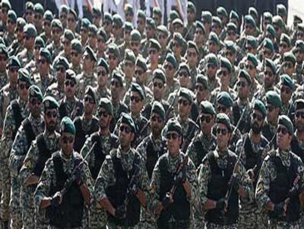 قانونگرایی پلیس حتی در مبارزه با هنجارشکنان / تمام اعمال کارگزاران نظام بایستی در چهارچوب قوانین باشد
