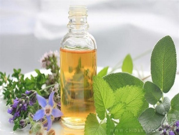 عرقیاتی که در معرض آفتاب قرار میگیرند عطر خود را از دست می دهند