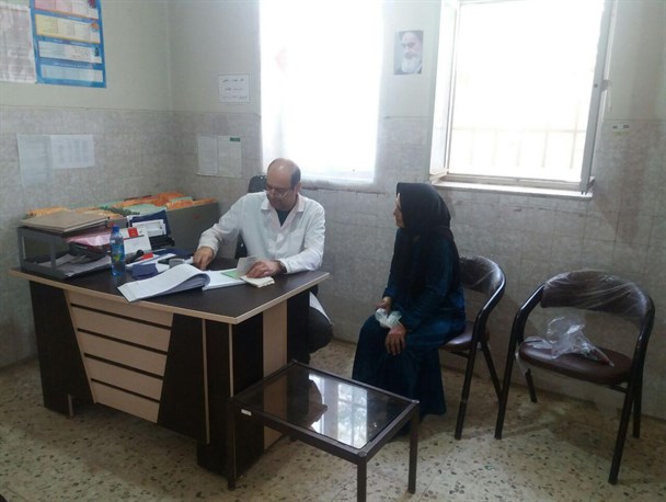 ویزیت رایگان بیماران به مناسبت هفته دفاع مقدس در سنقروکلیایی + تصاویر