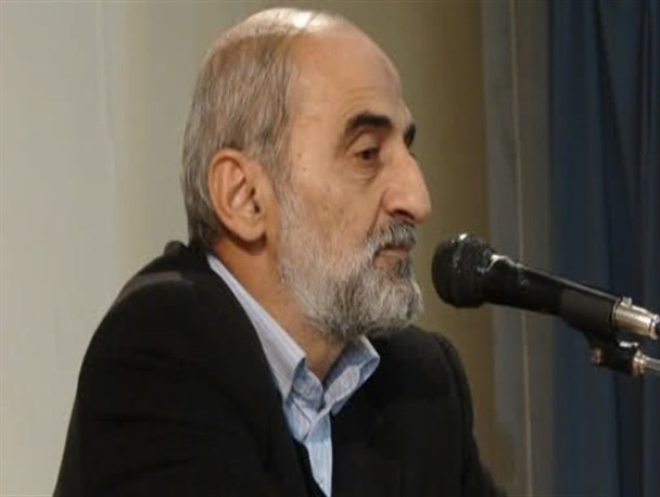 فریب پرحرفی‌ها و وارونه نمایی‌ها دشمن را نخورید