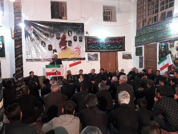 یادواره ۱۳ شهید منطقه ارزه خوران ماهنشان برگزار شد+تصاویر