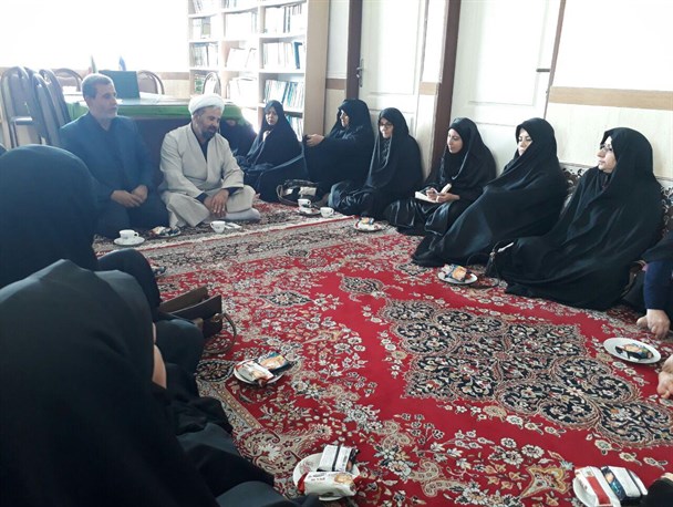 اجتماع بزرگ زنان عاشورایی یازدهم محرم در بهار برگزار می شود