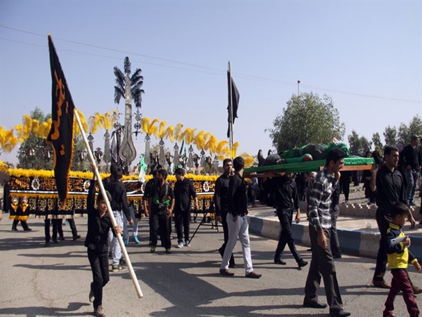 سنت دیرینه علم گردانی در کرخنگان