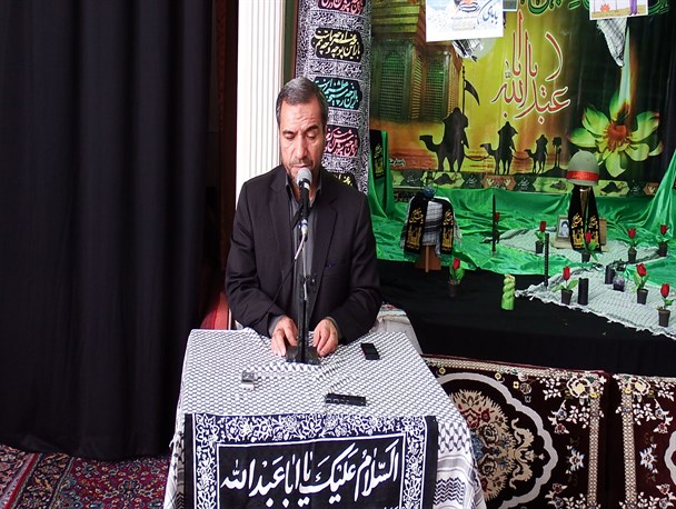 در اسلام نه زن بودن نقص است و نه مرد بودن کمال/ مبنای اسلام بر شایستگی افراد است