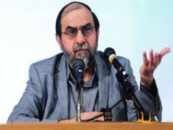 شکاف بین مردم و مسئولین/ جای خالی هیئت دولت و نمایندگان مجلس در تشیع پیکر شهید حججی