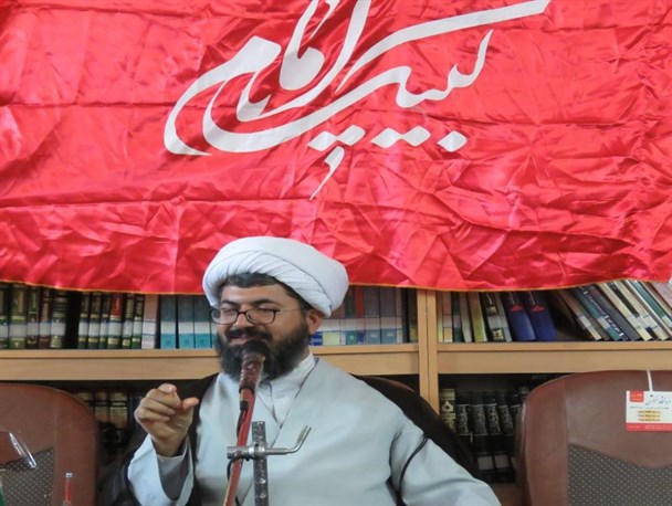 مسئولان برای عملیاتی شدن امربه معروف و نهی از منکر برنامه ارائه کنند