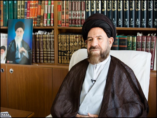 مداحان به گونه‌ای رفتار کنند که آبروی اهل بیت باشند