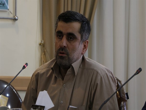 فرهنگ ایثار و مقاومت ضامن بقاء انقلاب اسلامی و انقلابی گری است