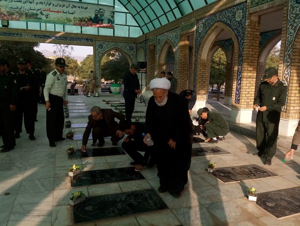 تجدید بیعت مردم و مسئولان خلیل آباد با آرمان های شهدا+ تصاویر