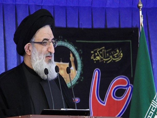 سیاست بازی و انحلال شورای‌شهر‌کرج رای مردم را ضایع می کند/ نمایندگان مجلس قانون استعماری و هزینه دار FATF را تصویب نکنند