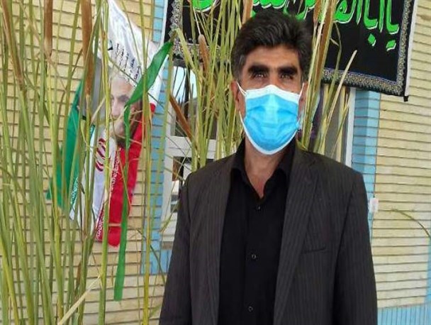مسئولین همانند مردان میدان دفاع مقدس عمل کنند