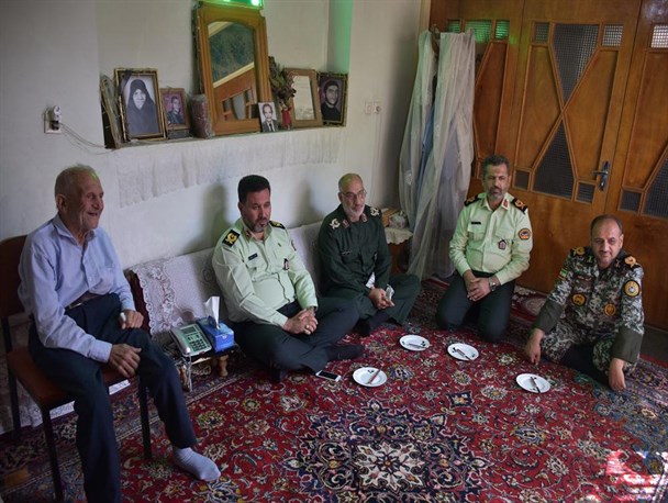 اجتماع امت رسول الله(ص) موجب یأس و ناامیدی دشمنان شد/ جهاد تبیین در مقابله با توطئه‌های دشمن، مصداق دفاع مقدس است