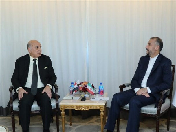 دیدار و گفتگوی وزرای خارجه ایران و عراق درباره تقویت روابط دوجانبه