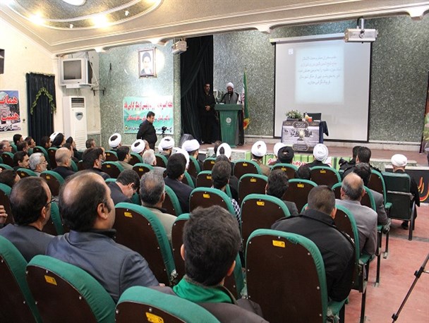 دومین همایش احیاء امر به معروف و نهی از منکر در قرچک برگزار شد