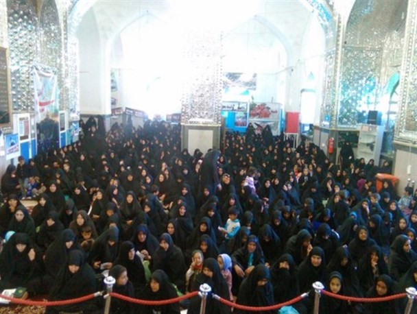 همایش بزرگ رهروان زینبی در امامزاده سید محمد بردسیر (ع) برگزار شد/تصاویر