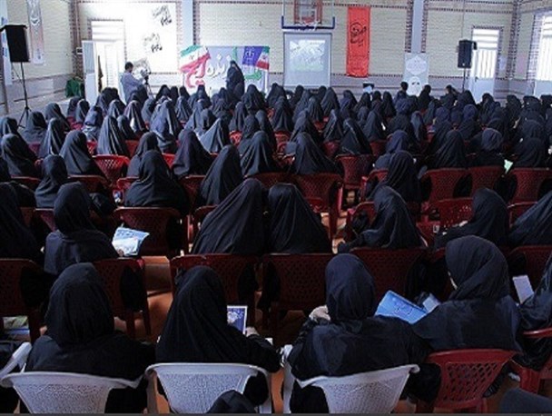 در ترکیه برای فعالیت زنان شیعه فضای خفقانی وجود دارد/به دلیل داشتن حجاب از دانشگاه ترکیه اخراج شدم