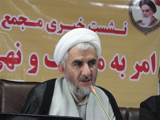 غفلت مسئولان گرگان در آذین بندی معابر در ماه محرم تذکر داده شود/ کارگاه یک روزه امر به معروف در گرگان برگزار می شود