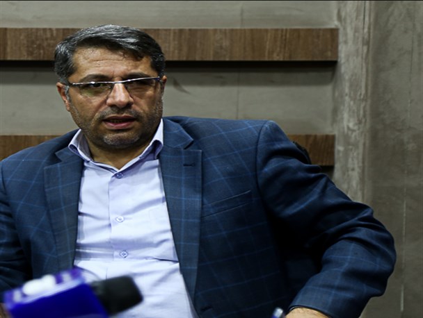 حاجی زاده: آمریکا کارت کرد را علیه دولت عراق و دولت‌‌های منطقه در دست خواهد داشت/ اسعدی: نیروهای پیشمرگه توانایی باز پس‌‌‌گیری مناطق مورد مناقشه را ندارند