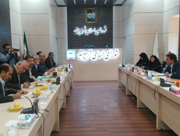 دستور توقف و ساخت شبانه نمازخانه در پارک ارم/ اعلام ایمن نبودن پروژه هلال؛ هشدار یا مسئولیت گریزی