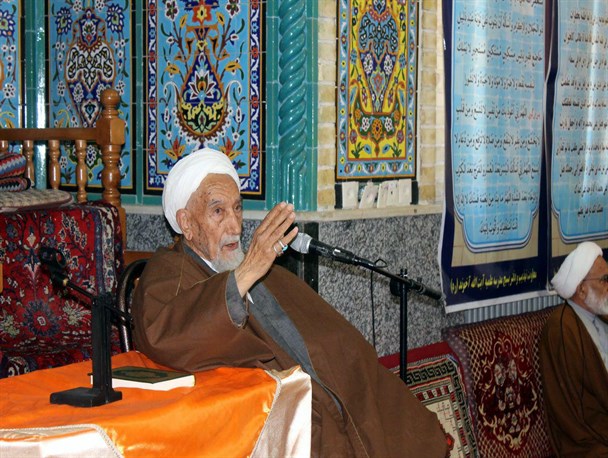 آیت‌الله " گنبدی" به معنای واقعی ولایت پذیری داشتند / مردمی بودن ویژگی بارز این عالم بزرگ بود