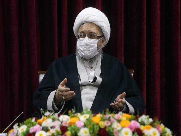 آملی لاریجانی: تصمیمات مجلس و دولت باید کارشناسی باشد