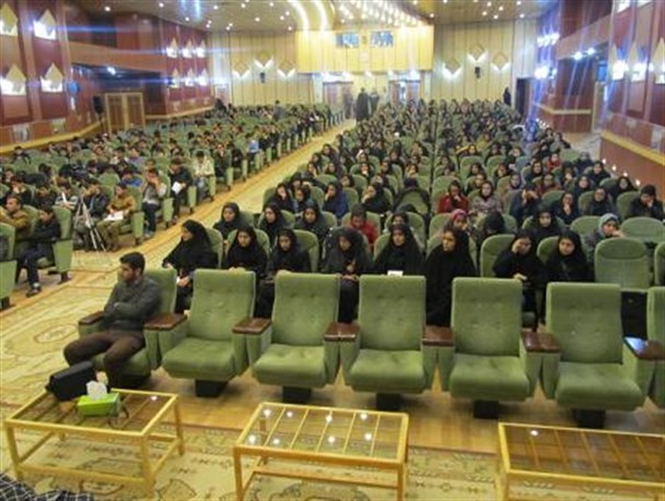 همایش مشاوره تحصیلی دانش آموزان عضو آیه های تمدن استان اردبیل