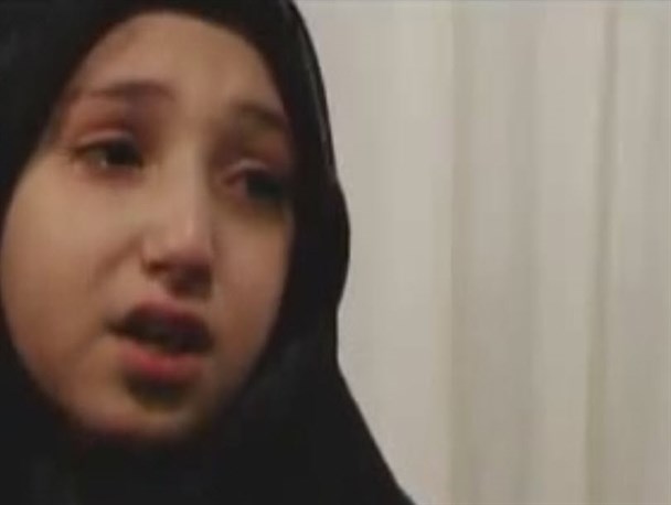 وقتی فرزند شهید مدافع حرم همه مادران منتظر را به گریه انداخت/فرزندم به کجا رفتی و مادرت جا مانده است