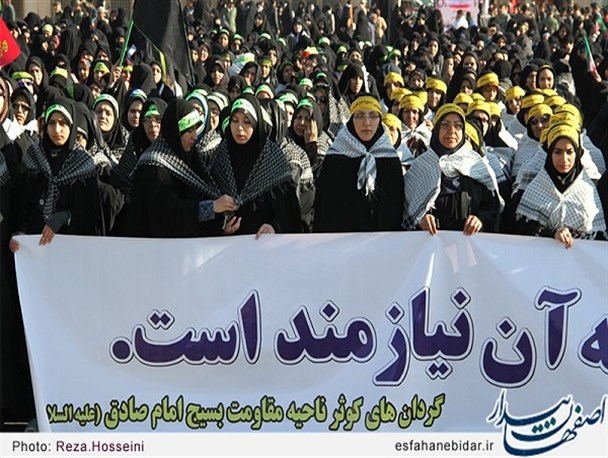 گزارش تصویری از اجتماع بسیجیان شهرستان آستانه‌اشرفیه در حرم شهدا