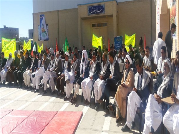 گزارش تصویری/ تجمع ۲ هزار نفری بسیجیان در آموزشکده فنی سما شهر مهرستان