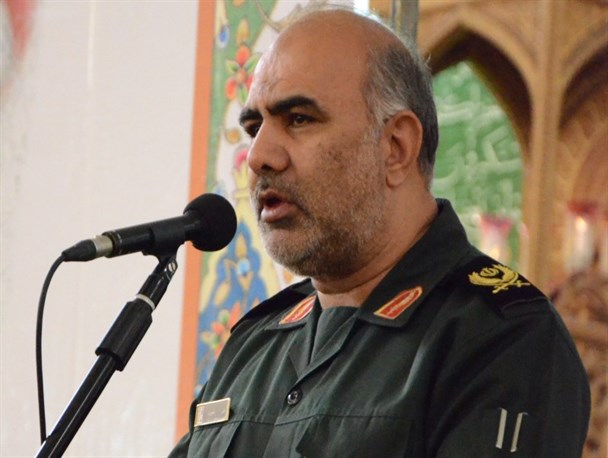 گزینه تهدید نظامی، نخ نما شده است/ دشمن به دنبال حذف تفکر بسیجی است
