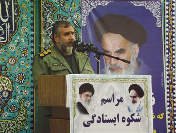 پیروز واقعی جنگ در دوران دفاع مقدس تفکر بسیجی بود / کسانی که فکرمی کنند آمریکا به ایران نفع می رساند یا ابله هستند یا پول گرفته اند .
