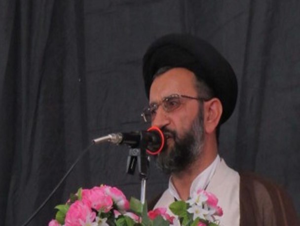 نمایندگان مجلس باید استکبار ستیز باشند/ هرکس حرف انقلابی زد را افراطی ندانیم