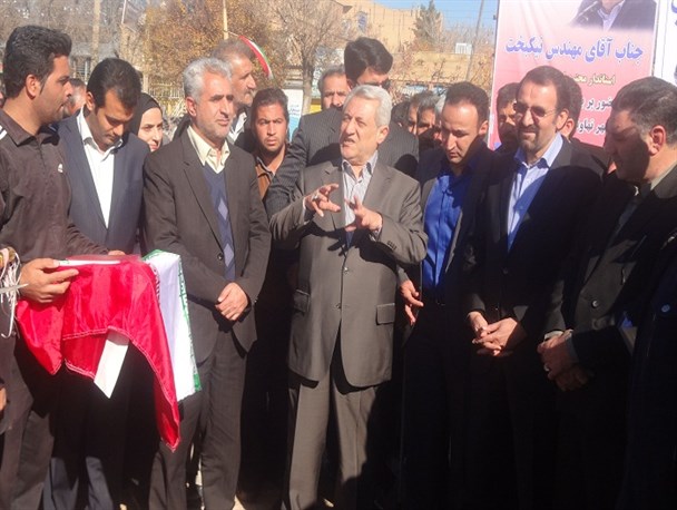 کلنگ زنی ساخت میدان مرکزی جدید نهاوند+ تصاویر