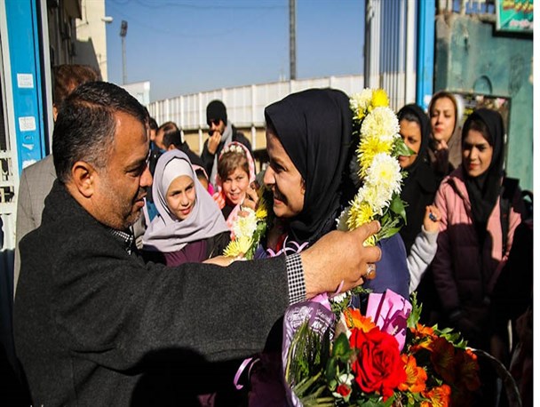 مراسم استقبال از برترین مربی تکواندو جهان در قزوین برگزار شد