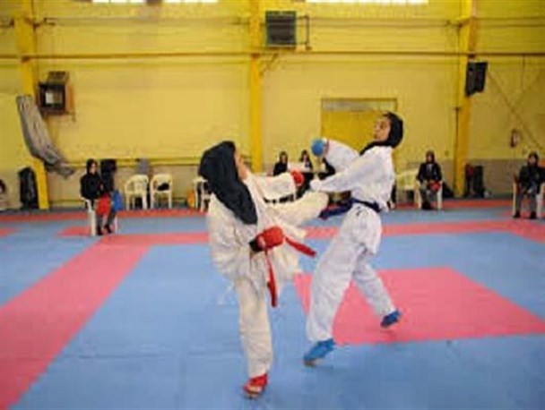نشان نقره کاراته‌کای استان در پیکارهای قهرمانی دختران آسیا