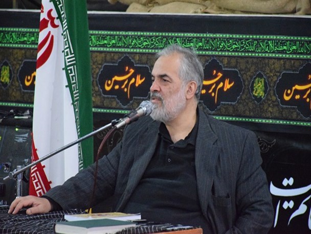 دولت در زمینه مبارزه با فساد و اقتصاد مقاومتی افتضاح عمل کرده