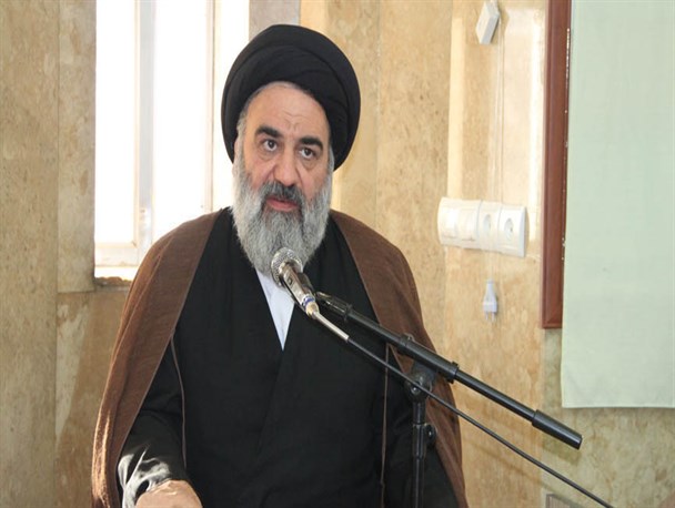 دشمن به دنبال ناامنی در کشورهای اسلامی است/ بسیج درختی سرزنده و پویا