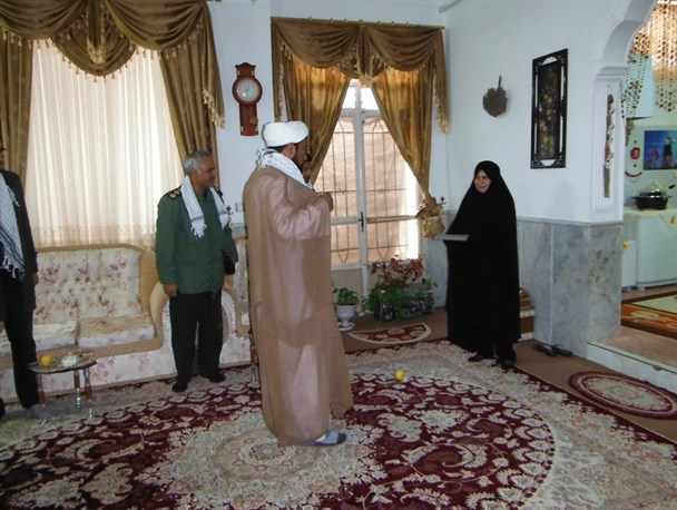تقدیر از ۱۱۴ خانواده شهید و ایثارگر شهرستان تایباد