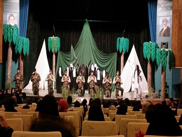 70 هنرمند زنجانی "آه سوزان کربلا" را اجرا کردند/از آزادی حر تا دیوار حائل مدافعان حرم